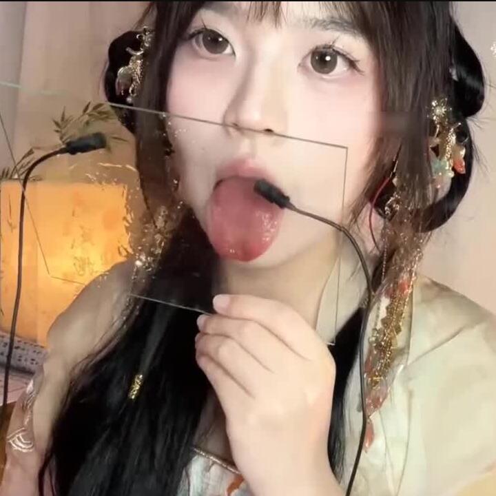 椰椰拿铁助眠 中秋特辑:舔蜂蜜玻璃板