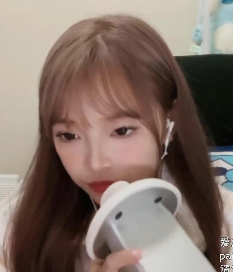 辣不辣Hyo 爱发电ASMR福利舔耳