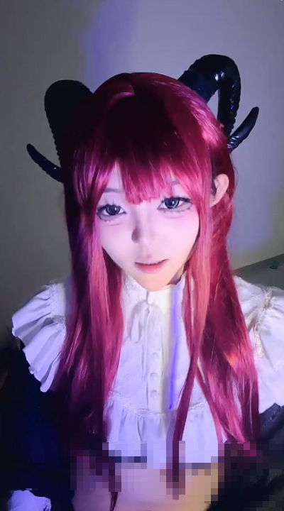 暗黑萝莉【魅魔的夜晚】cos魅魔利兹 无套啪啪内射2v